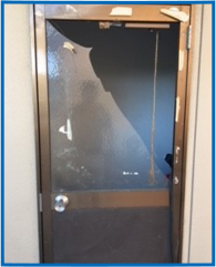 空き巣被害により破損したガラスの交換